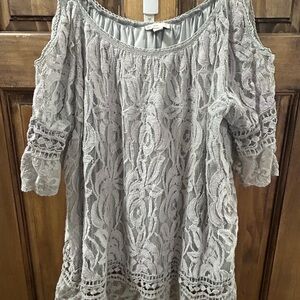 Chic Lace Off-Shoulder Blouse in Gray
